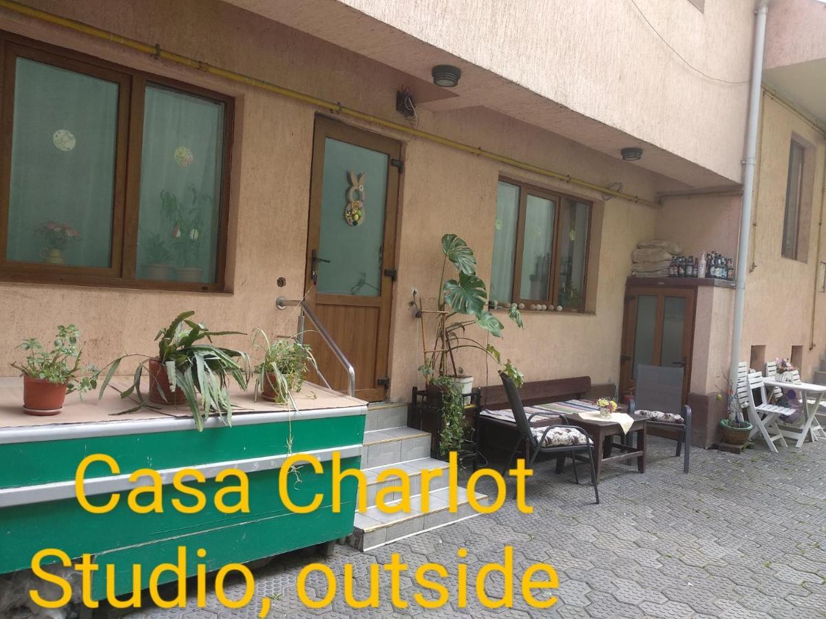 Casa Charlot Apartment Brasov Luaran gambar